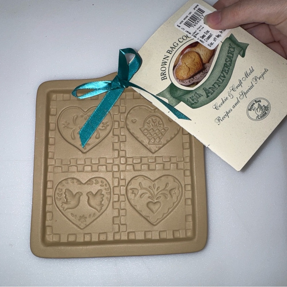 Vintage 1996 Brown Bag Cookie Art Cut Apart Hearts 5.25" x 5" Cottagecore